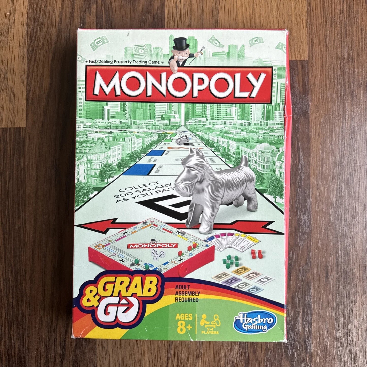 HASBRO MONOPOLY GRAB AND GO