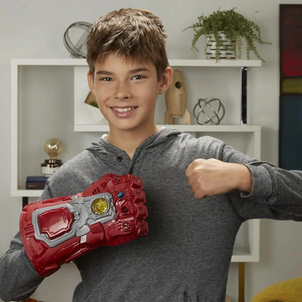 HASBRO AVENGERS RED ELECTRONIC GAUNTLET